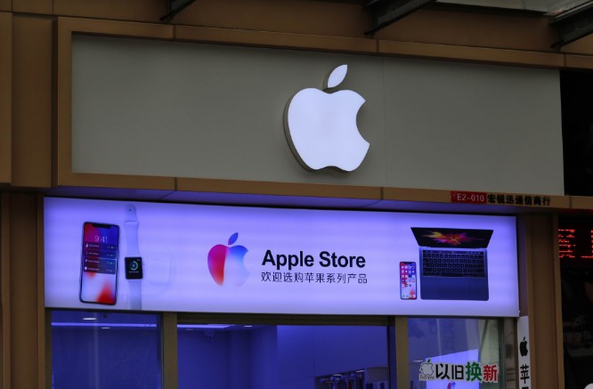 iPhone X黄牛价下降 最贵旗舰机被质疑有硬伤_行业观察_电商报