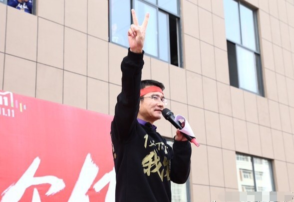 章燎原：要么第一，要么灭亡_人物_电商报