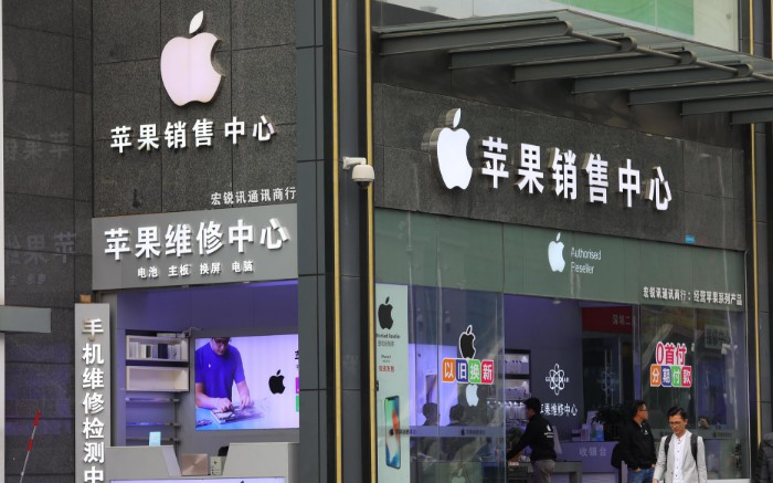 全球智能手机销量下滑 陷入创新与盈利之困_行业观察_电商报