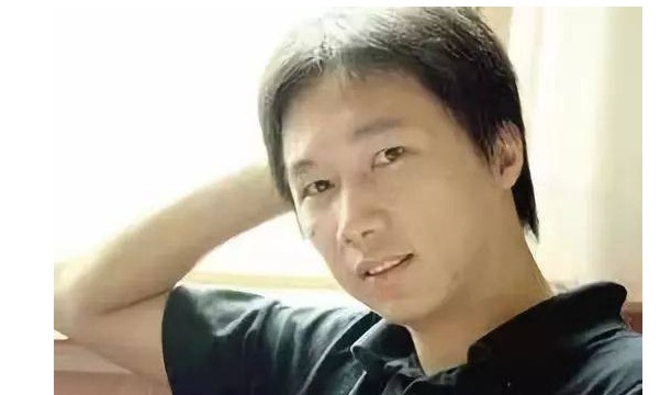 1.2亿天价域名交易背后的操盘手_人物_电商报
