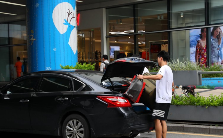Grab完成20亿美元融资 将用于拓展O2O业务_O2O_电商报