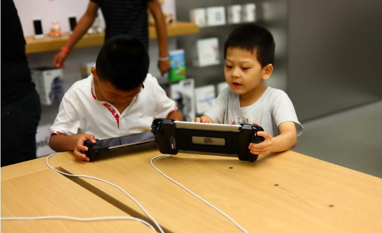 苹果有望推出低成本PC   降低售价刺激销量_行业观察_电商报
