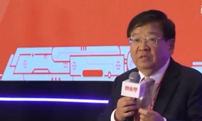 对话徐小平:从小讨厌科学不接受企业价值观缺陷_人物_电商报