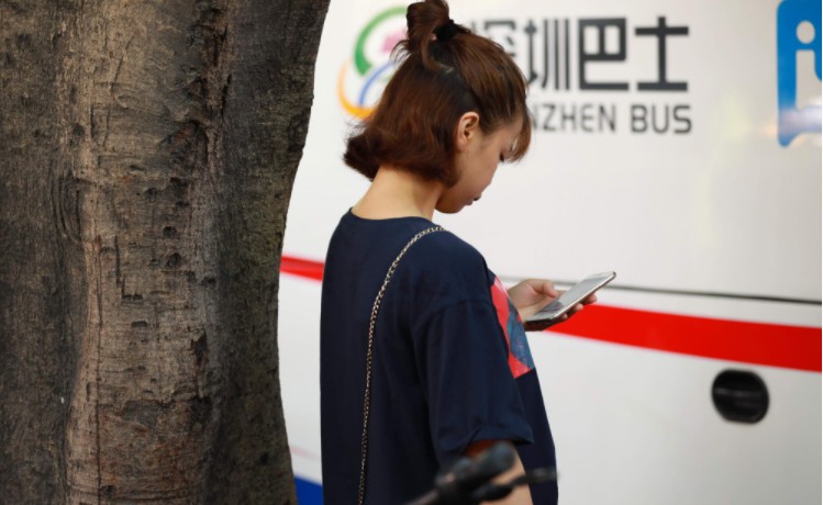 中国手机纷纷出战印度市场  人口红利能否化为经济增长_行业观察_电商报