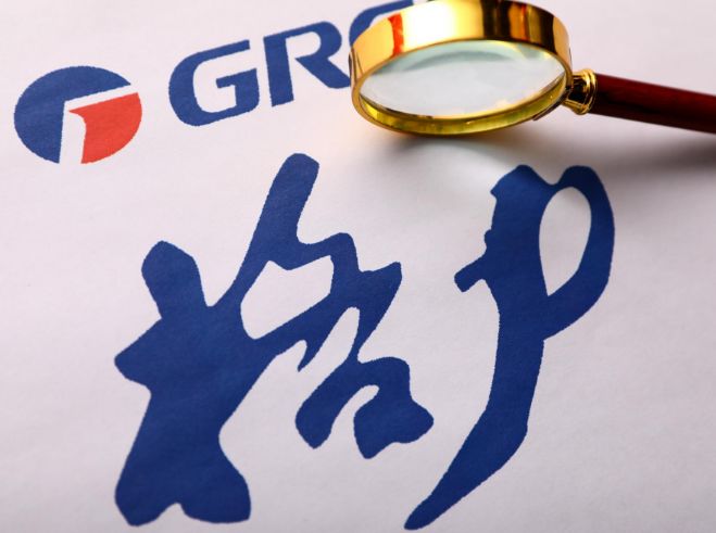 “10亿赌局”马上见分晓，董明珠给雷军最后一击_零售_电商报