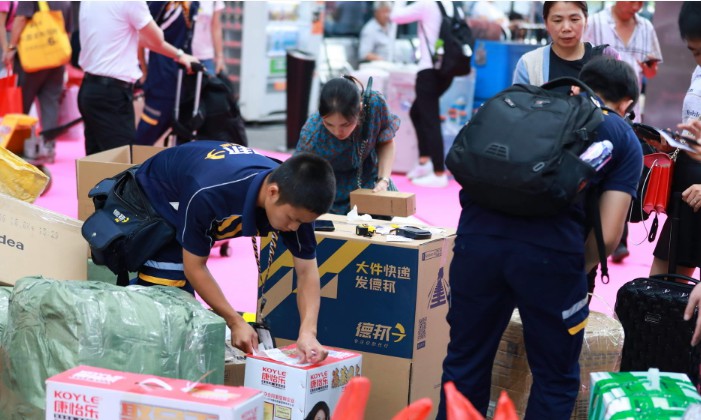 校园快递太多：禁快递进入之外 有高校刷脸取快递_物流_电商报
