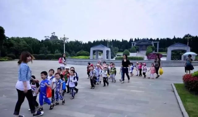 扎根乡土建天堂 “大哥”林文镜的传奇一生_行业观察_电商报