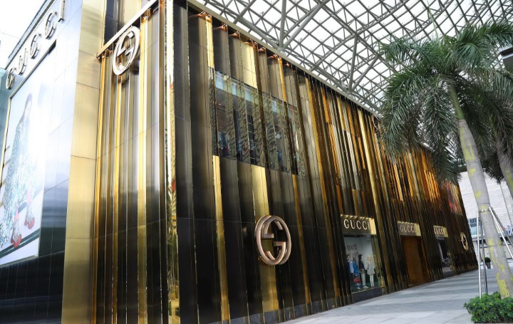 Gucci炮轰阿里京东背后 中国奢侈品电商出路何在？_零售_电商报