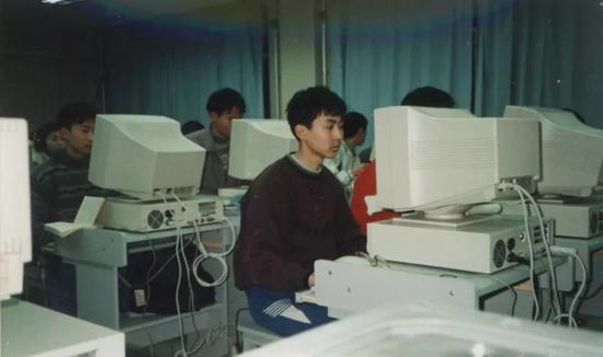 生于1978：王小川 那个比你聪明又努力的人_人物_电商报