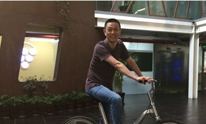 蔚来汽车李斌：代工这条路走得通，特斯拉值得学习_人物_电商报