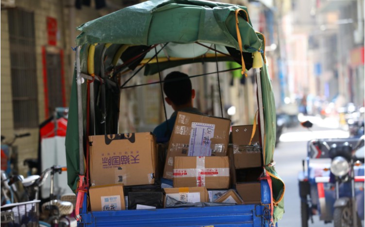 运输新模式 “客运+物流”市场机会在何方？_物流_电商报