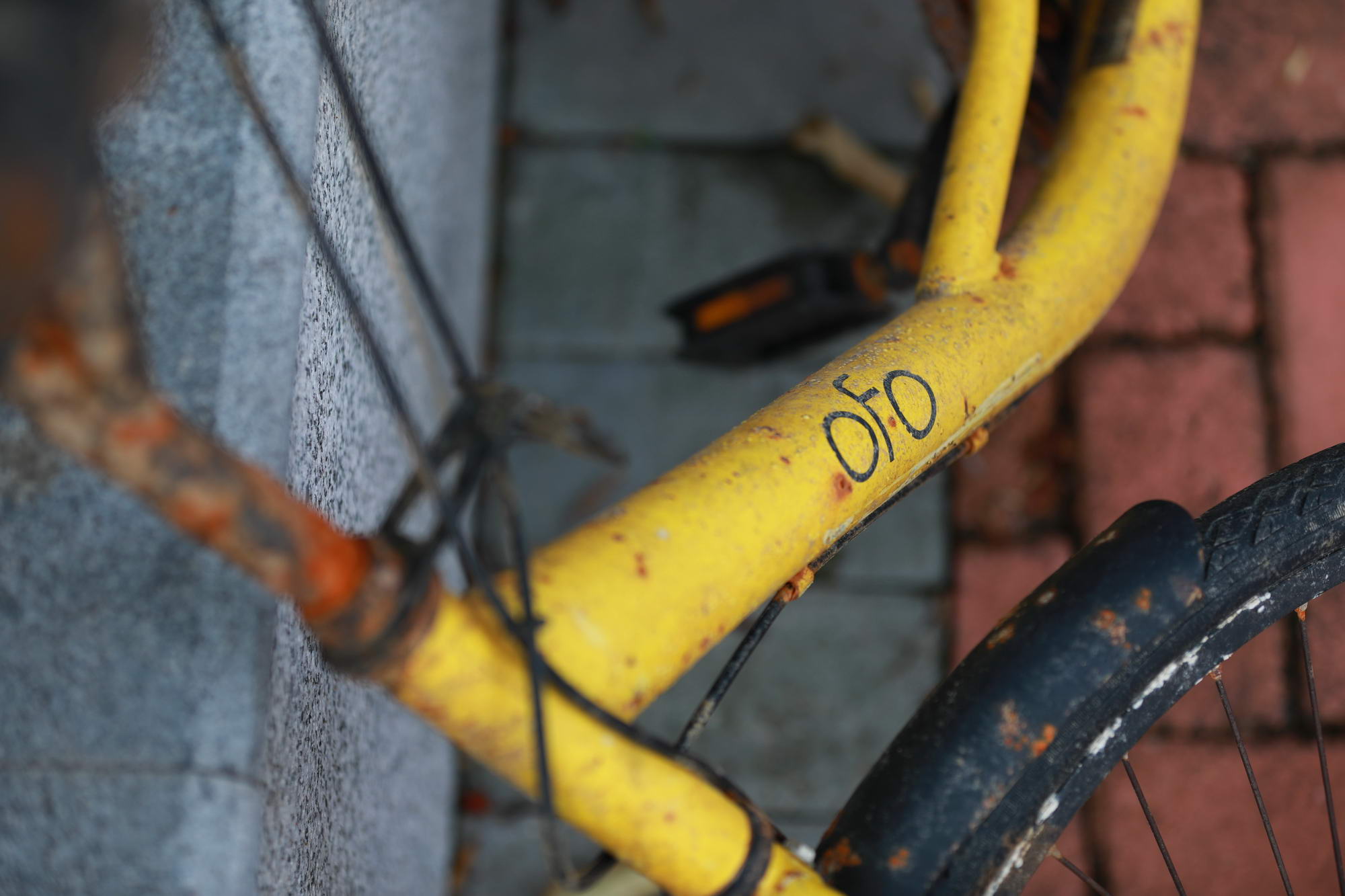 ofo“挤兑”风波背后：共享单车订单萎缩 供应商净利滑坡_O2O_电商报