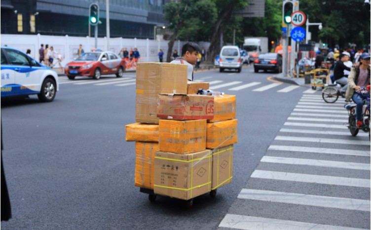 陸東福：規(guī)范鐵路企業(yè)收費 預計年降費約70億元_物流_電商報