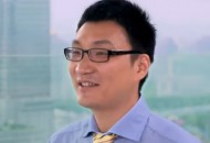 拼多多股价大涨，黄峥以“百亿补贴”助推品牌向上