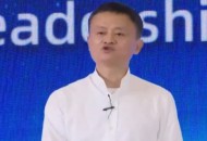 “痴人”马云又“吹牛”，让校长当CEO!