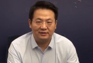 他与王兴两次交锋，不敌，今“归顺”阿里，曲线再战!