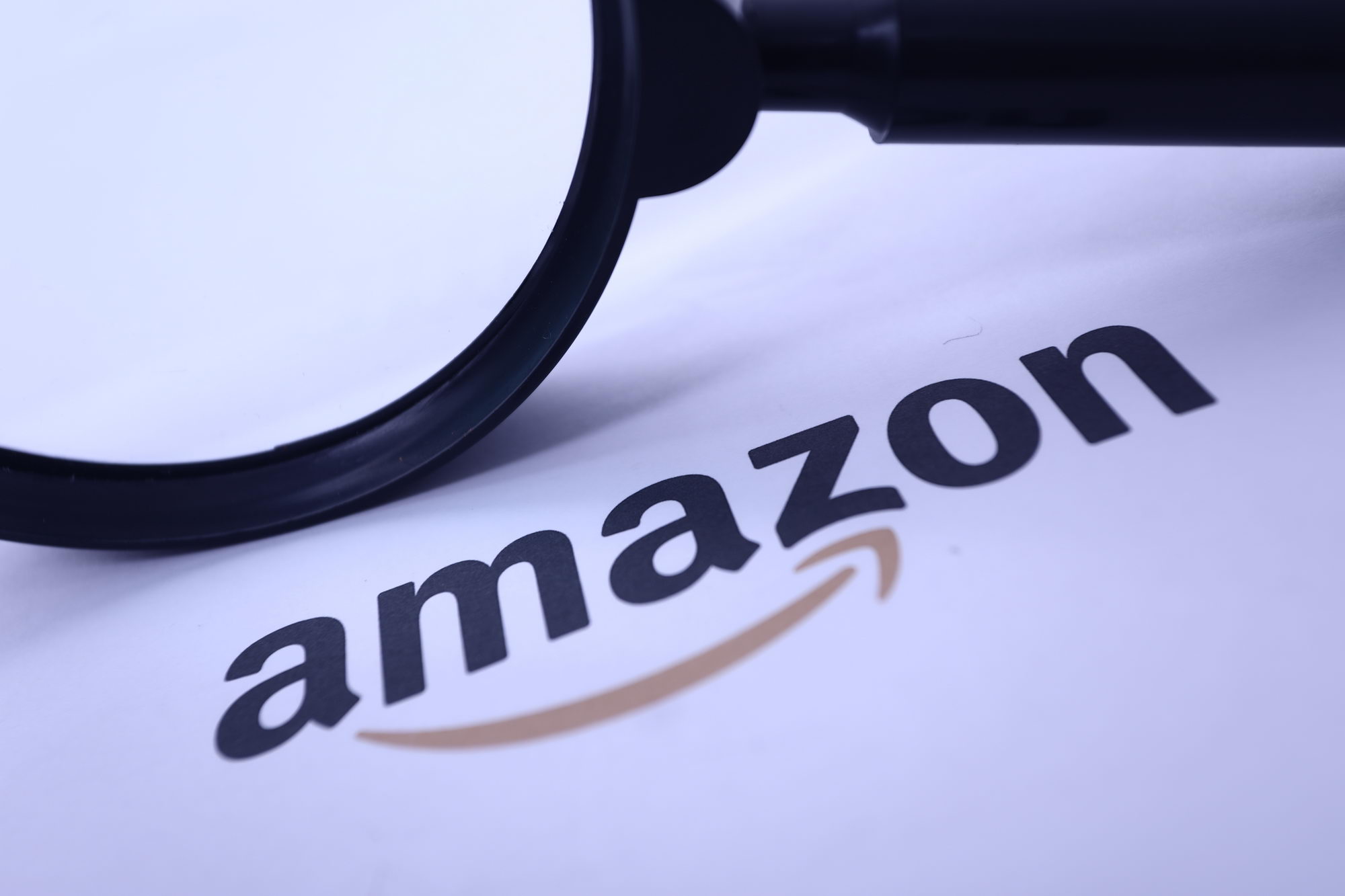 亚马逊和SpaceX争夺定制FCC卫星规则的主导权_跨境电商_电商报