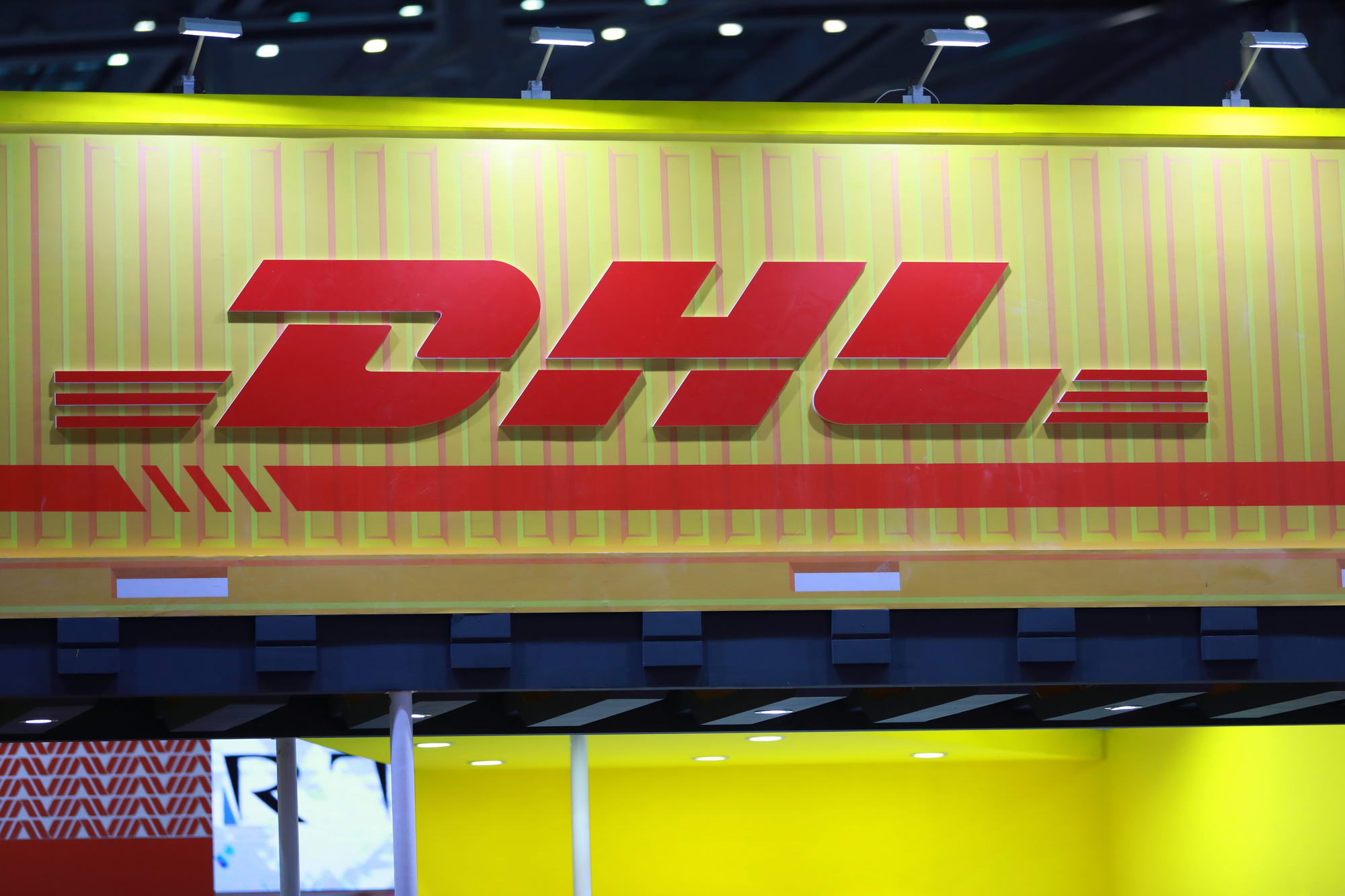 国际物流巨头DHL预计全球货运旺季货量同比增50%以上