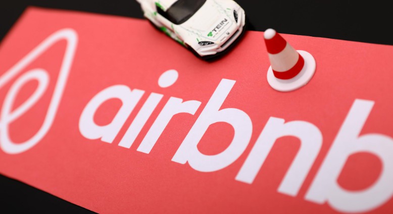 Airbnb预计2020年营收将降低54%或更多_O2O_电商报