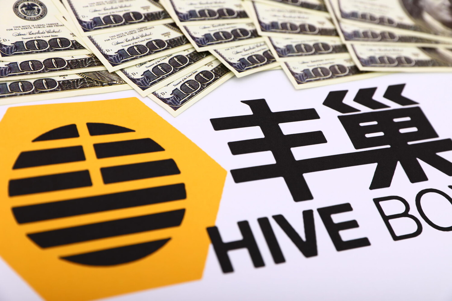 丰巢再融资 4 亿美元，拼多多也瞄准快递柜，什么信号？ - 电商派